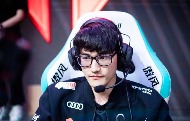 星空体育-Karsa在IG比赛中惊险取胜，挺进下一轮引发热议！的简单介绍