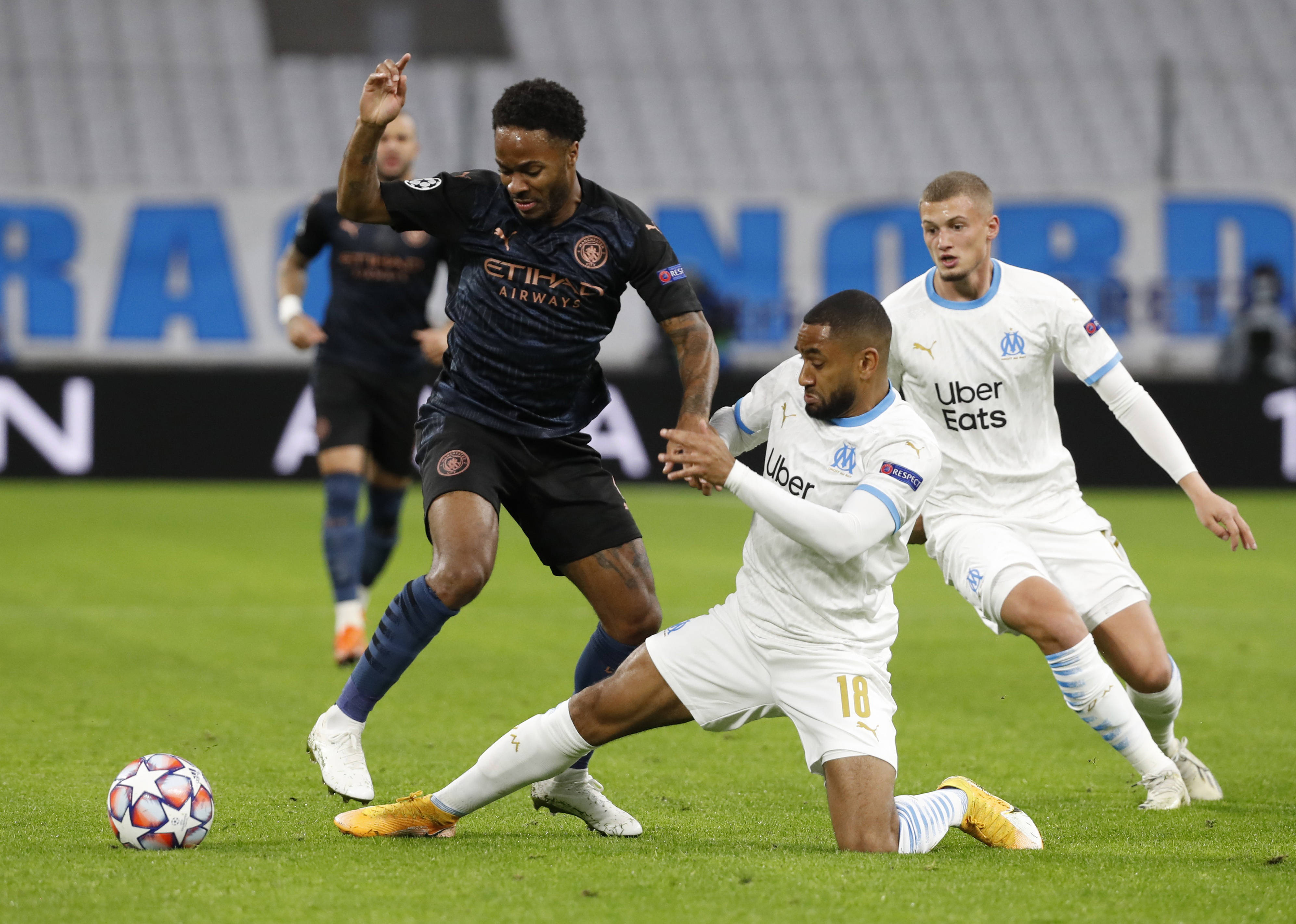 星空体育-德罗巴连续二十场比赛得分超过赛事规则更新，巴塞罗那挑战极限！的简单介绍